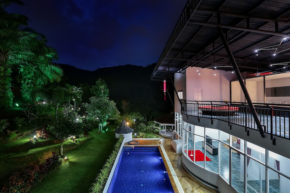 Villa Nap Dau 10 Bedrooms