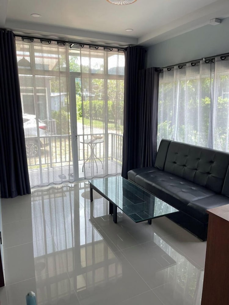 2bdr BangTao House
