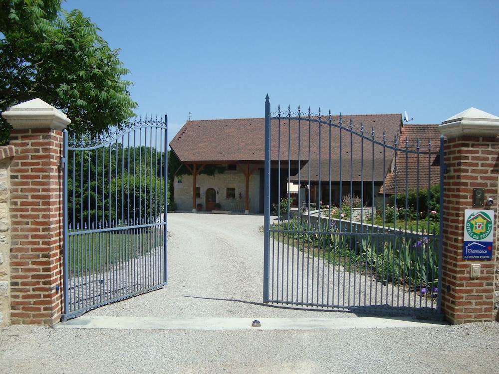 Photo 26