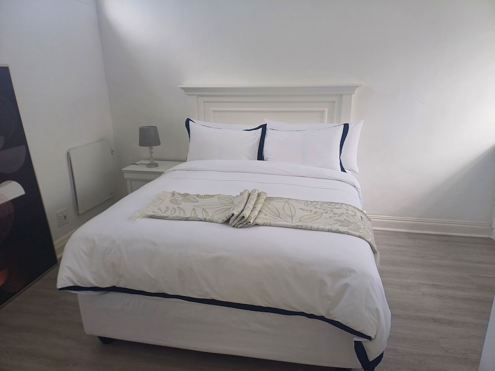 Cosy 2 Bedroom Apartment in a Prominent Area of East London Nahoon