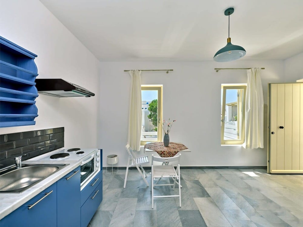 Villa Maria - Naoussa Boats Blue Sandy Suite