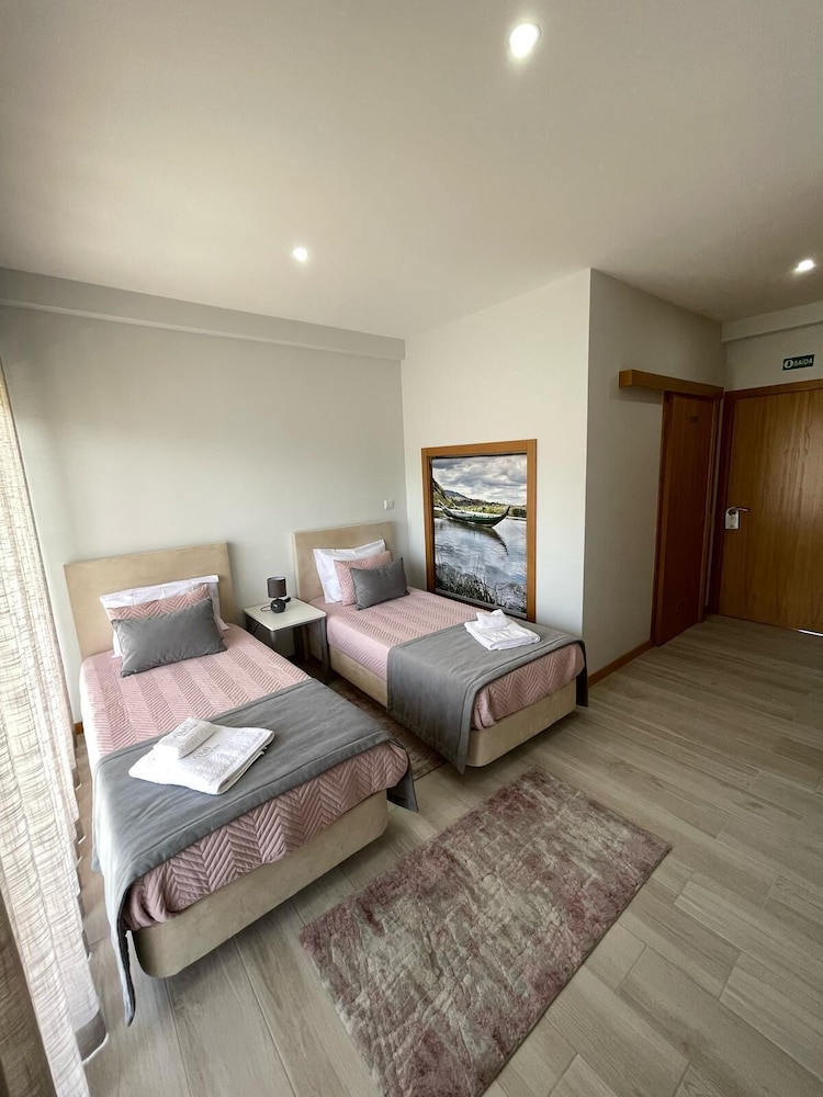 Douro Elegance Suites