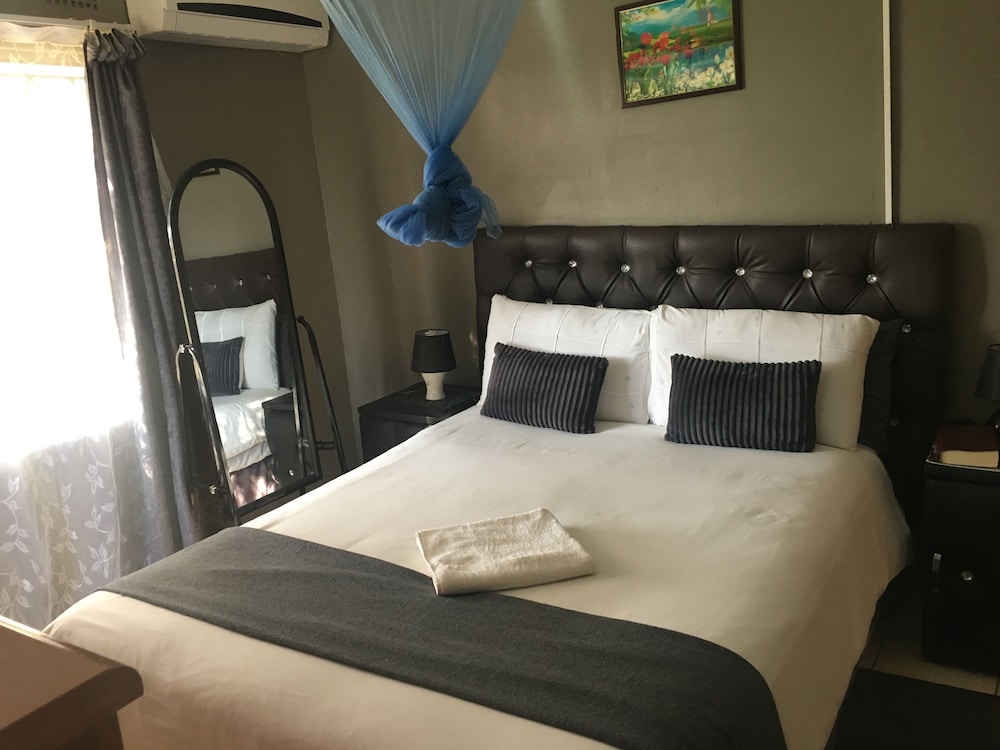 Kutse Guesthouse view 3