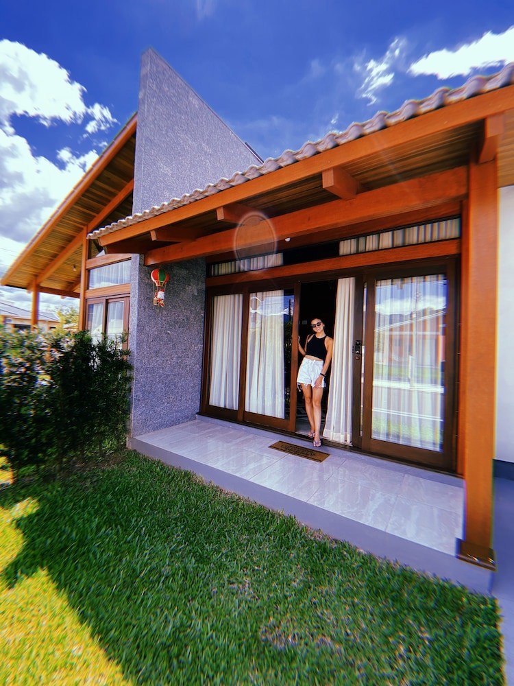 Canyons Guest House