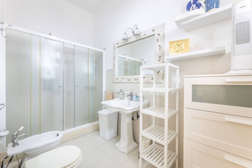 Villa Eriberto - Pool 3 Bedrooms 8 Sleeps
