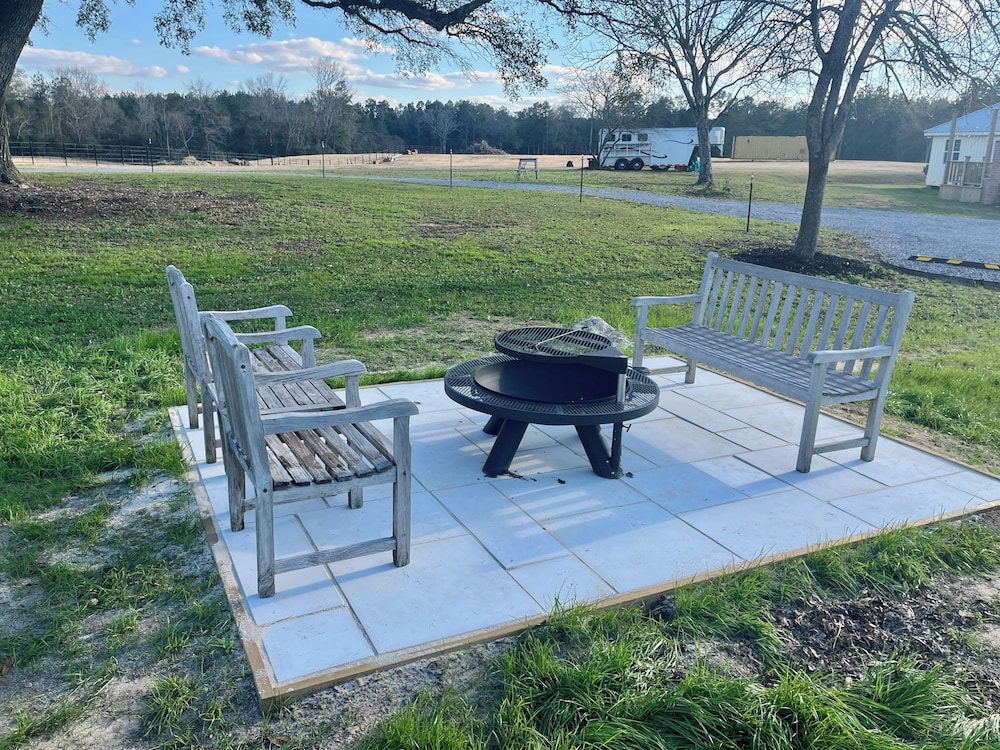 Dairy Cottage w/ Scenic Views, Outdoor Grilling