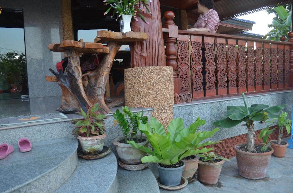 Suandarbporn Resort Mae Sot
