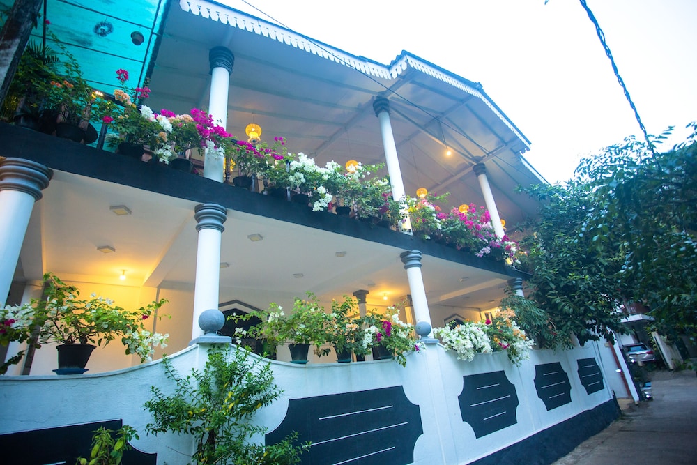 La Villa Guest House