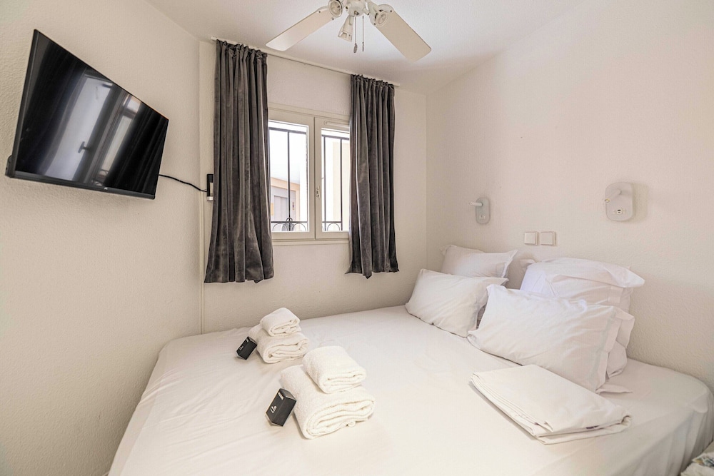 Charming Flat With sea View - 1BR - 2P - Cannes