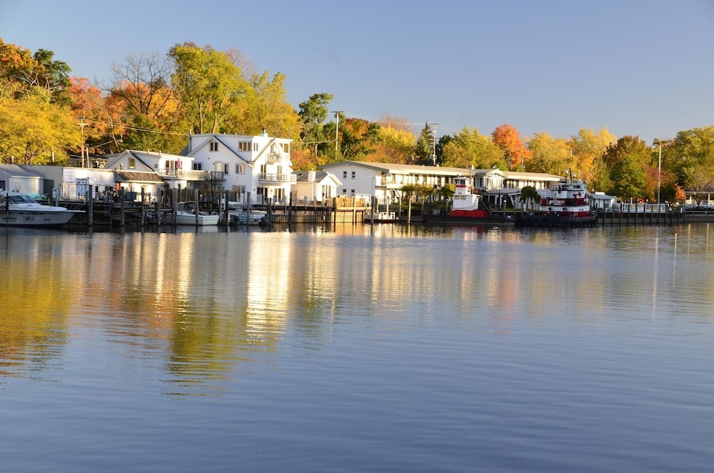 Landings Condos