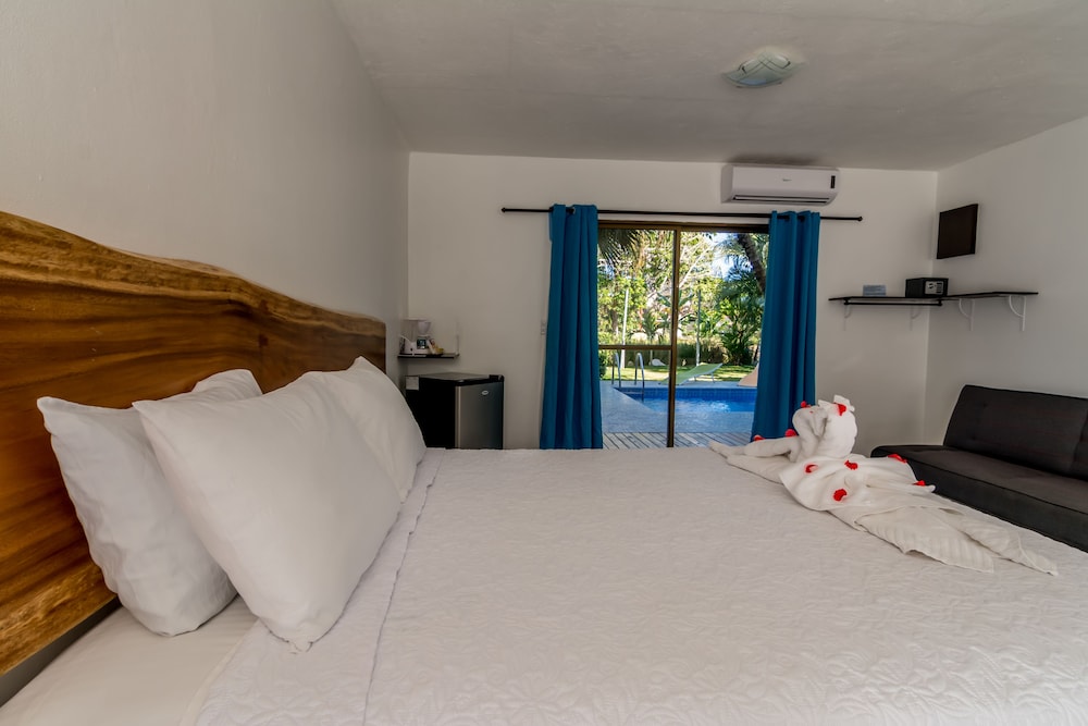 Club Ibiza - Party Hotel & Beach Club