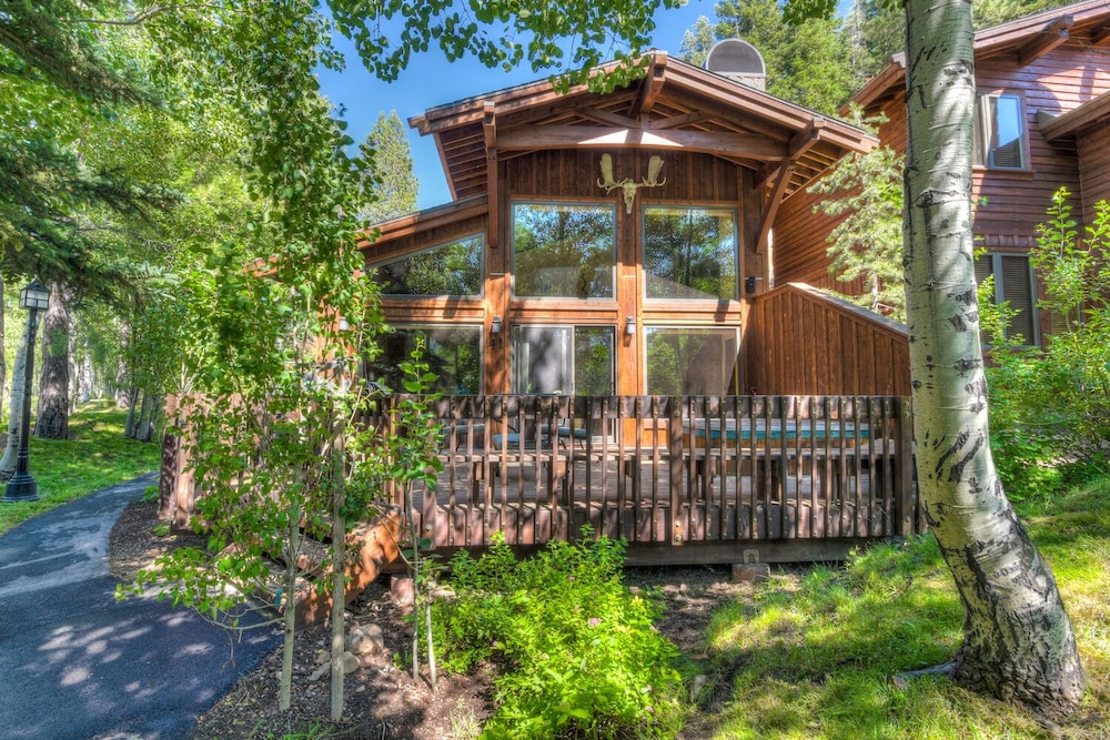 Lake Tahoe Vacations - Squaw Creek Barrel - Property Image 15