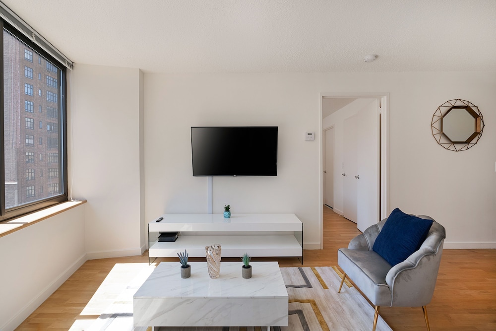 Stunning Apartment for 4 2 Bedrooms 2 Bath