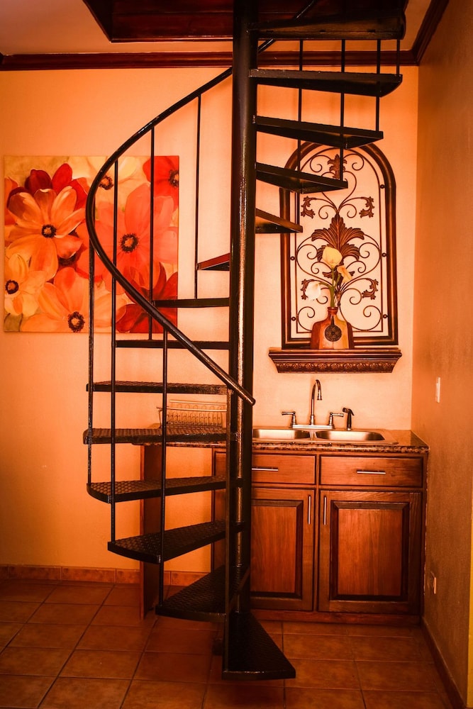 Brownstone Marlin Drive