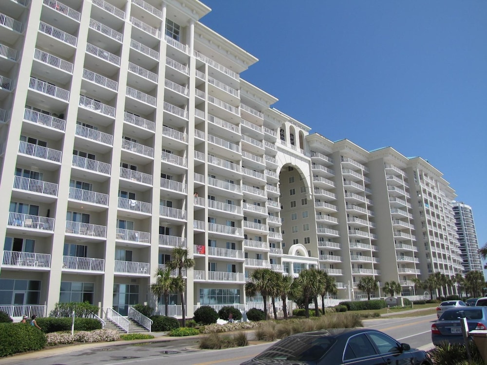 Majestic Sun Condos by Crystal Waters