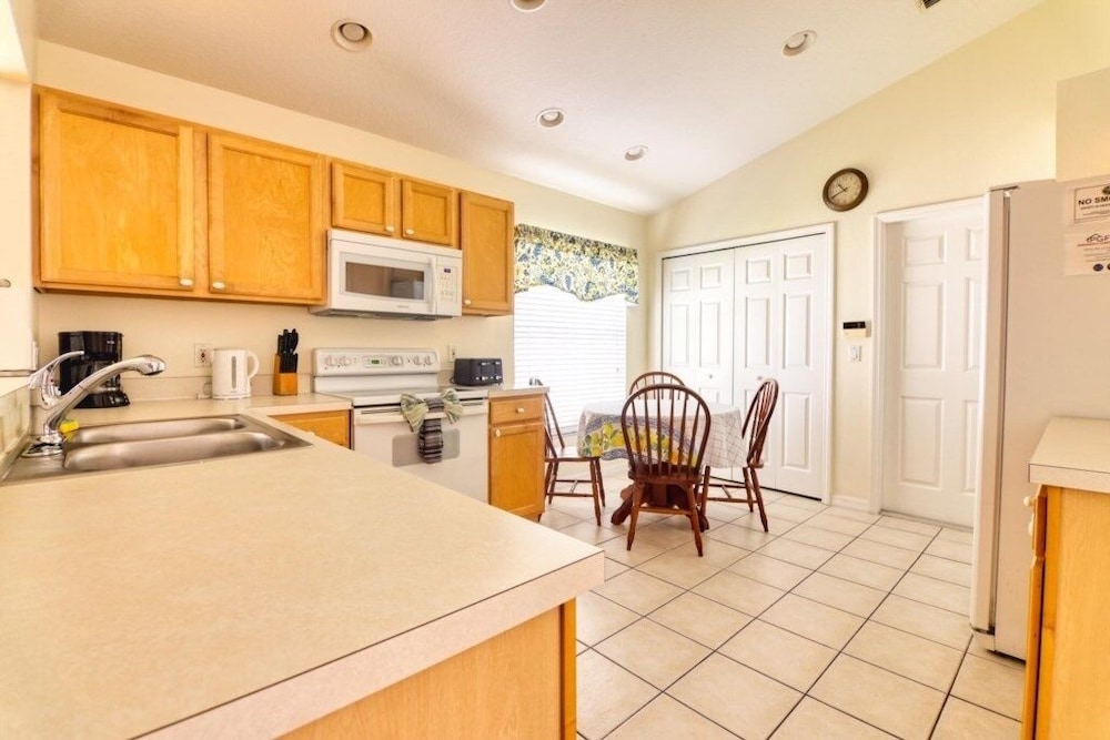 Pool Pleasure At Highlands Reserve 3 Bedroom Home by Redawning view 2