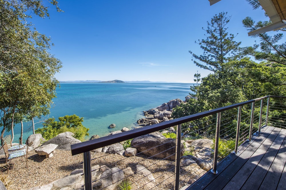 Headland Hideaway view 5
