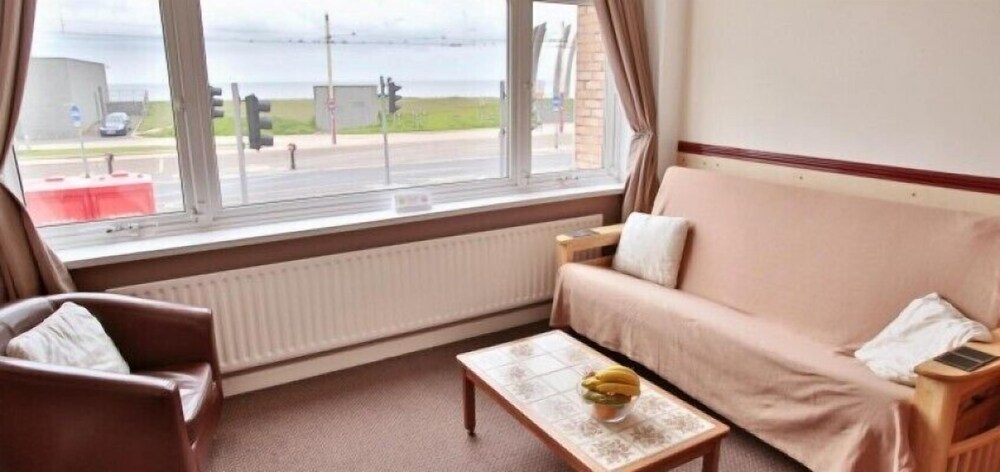 Lynton Apartments