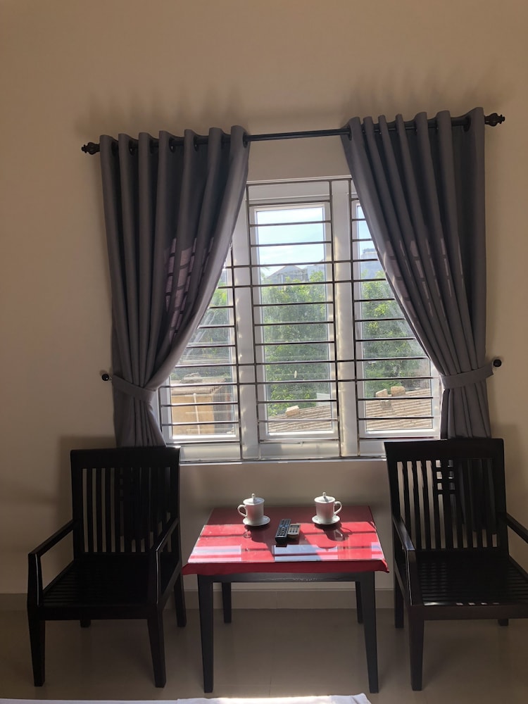 Three Palms Homestay