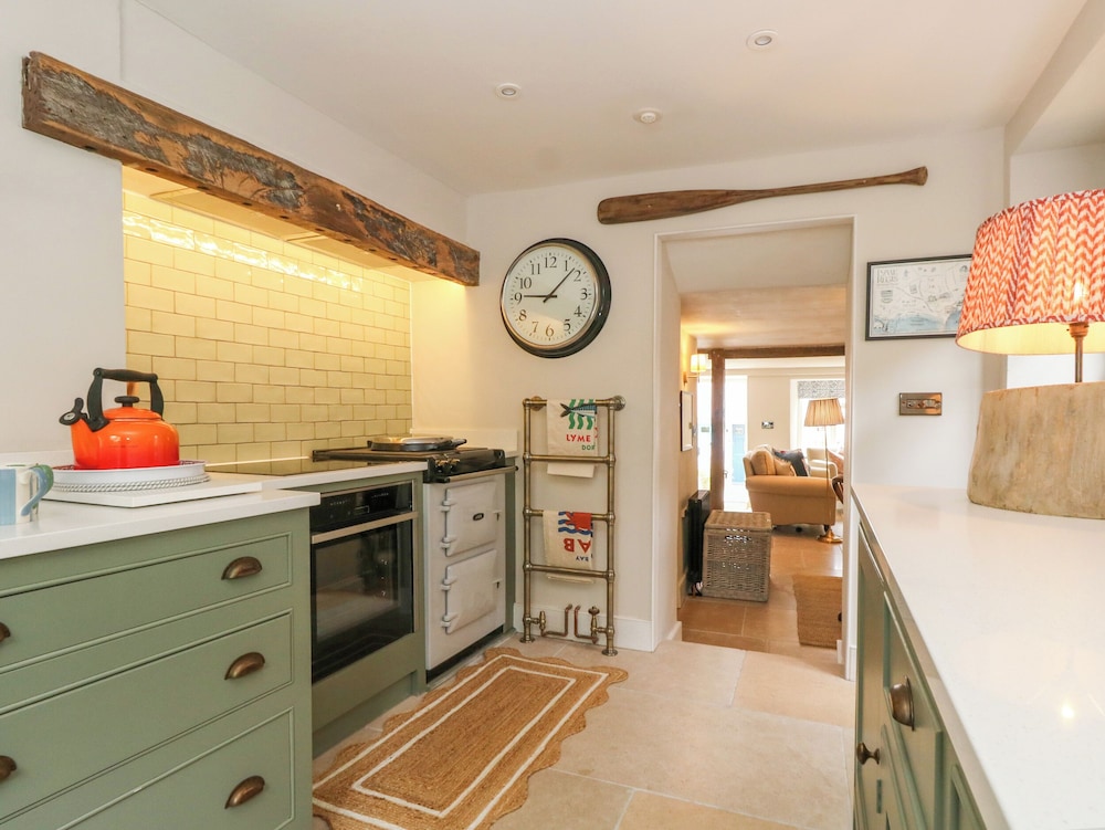 Holly Cottage
