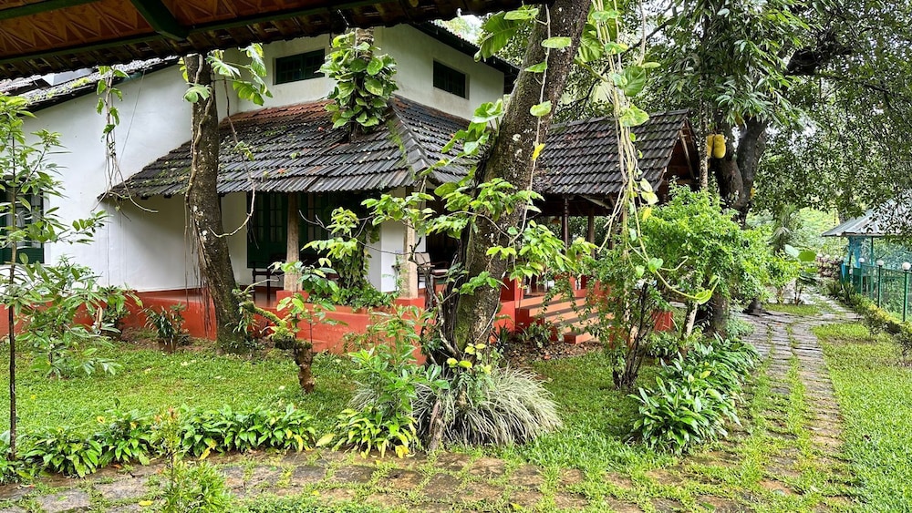 Turmerica Resorts