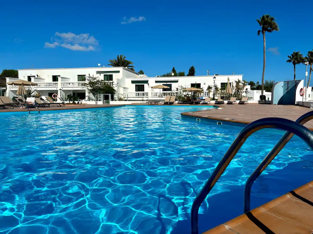 Apartment Florencia With Pool & Wifi in Puerto del Carmen, Lanzarote