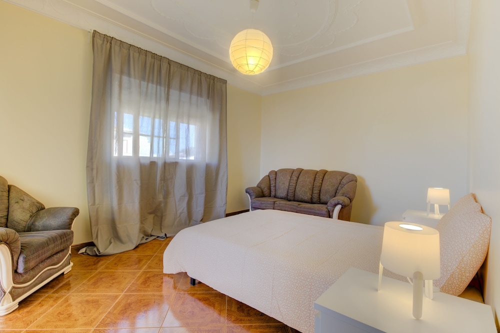 Villas2go2 Menir