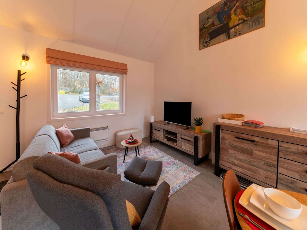 Cosy Chalet Near Durbuy in Nature