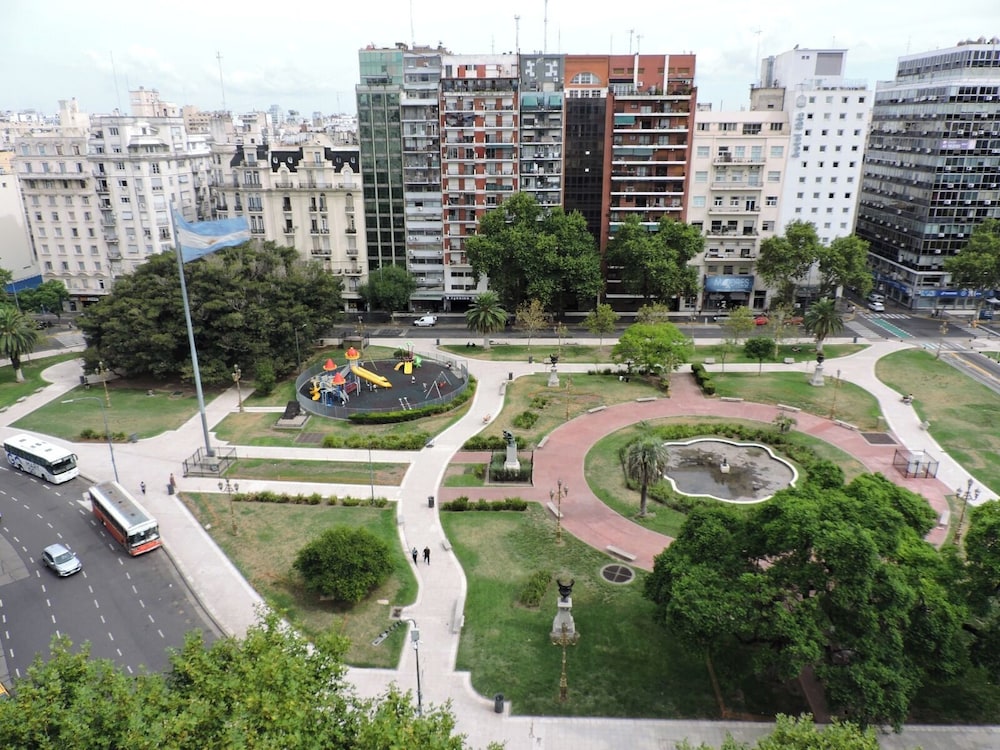 Rivadavia Apartments