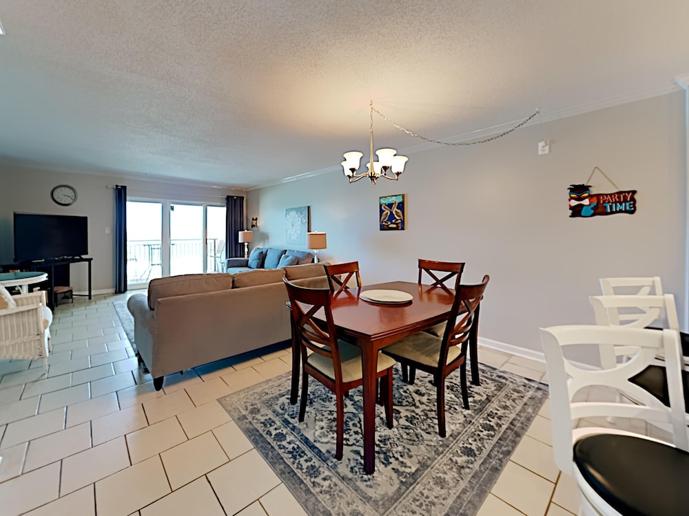 Emerald Isle Fort Walton Beach by Southern Vacation Rentals