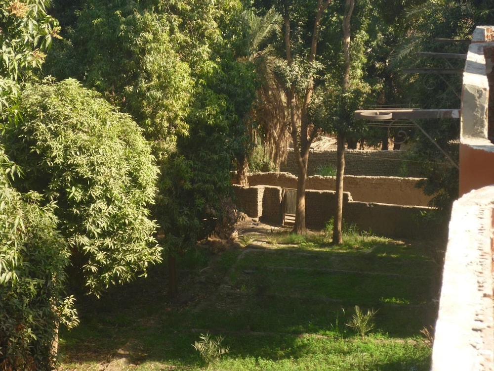 El Prince Guest House