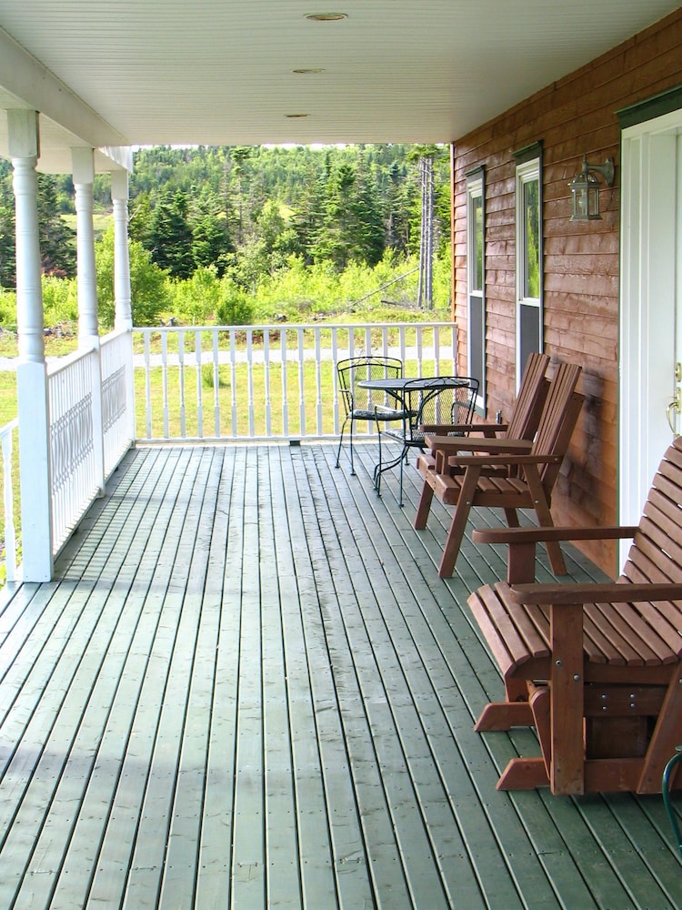 New Horton Lake Inn