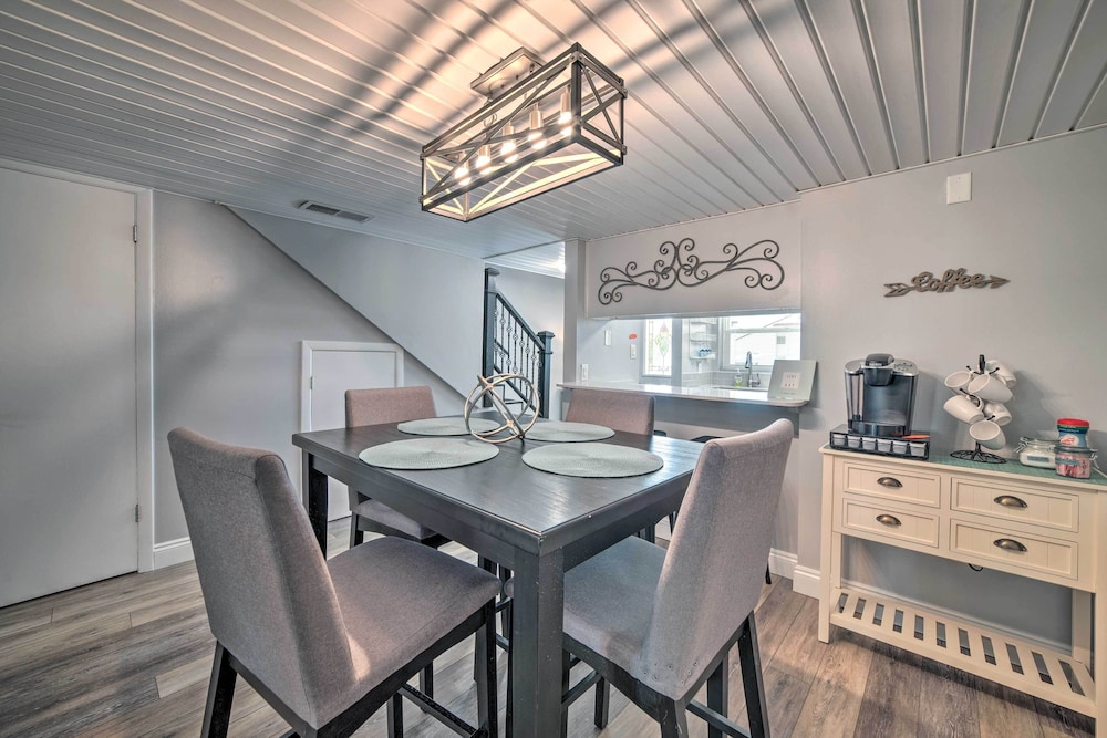PCB Townhome: Walk to Beaches, Resort Amenities!