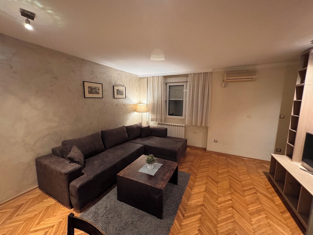 Central Studio Apartments