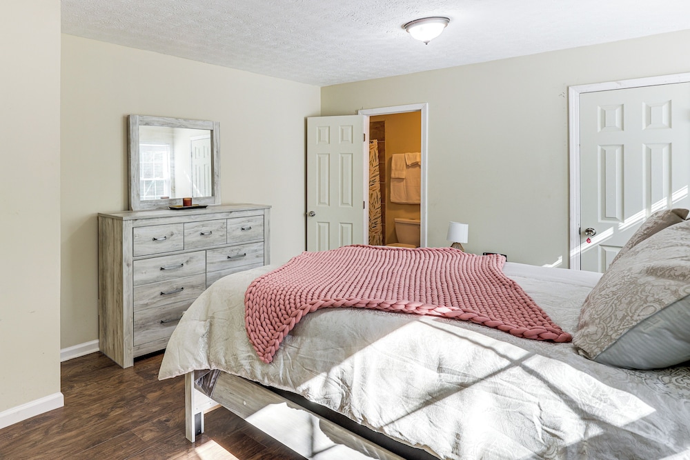 'doris & Susan's Place' - Historic Tuskegee Home