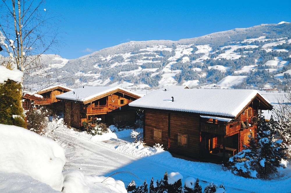 Chalet in Fugen Near Spieljochbahn Lift