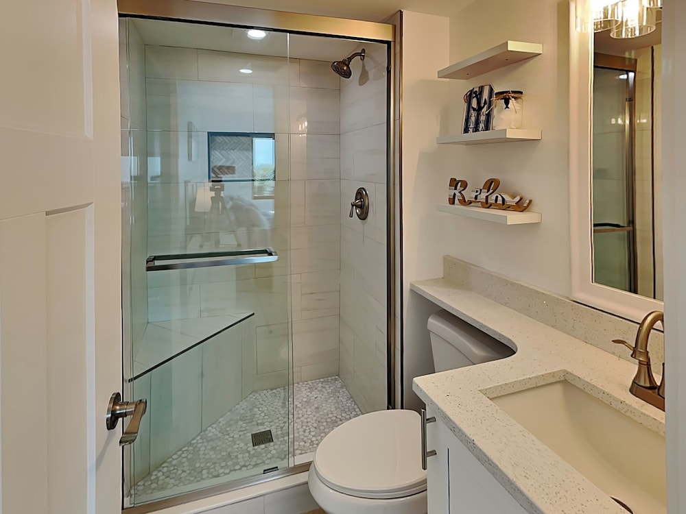 Seaside 4 by Distinctive Beach Rentals