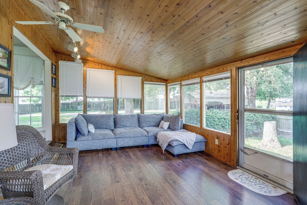 5 Mi to Downtown Morgan City: Waterfront Retreat