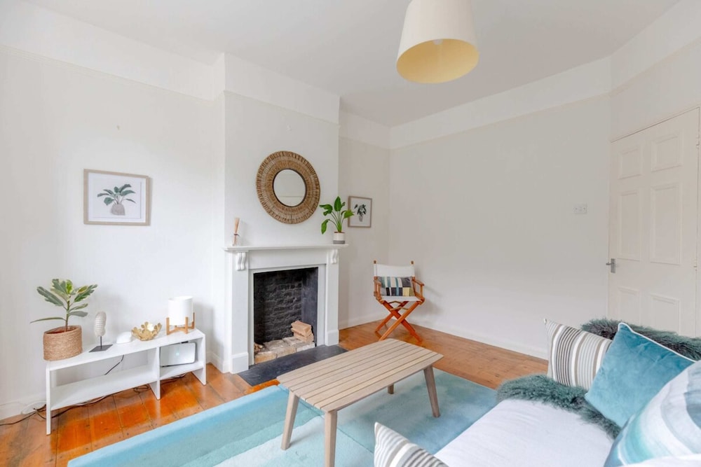 Serene & Stylish 1BD Flat - Tooting Bec!