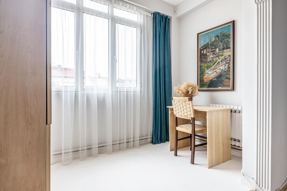 Tasteful Flat Near Moda Coast in Central Kadikoy