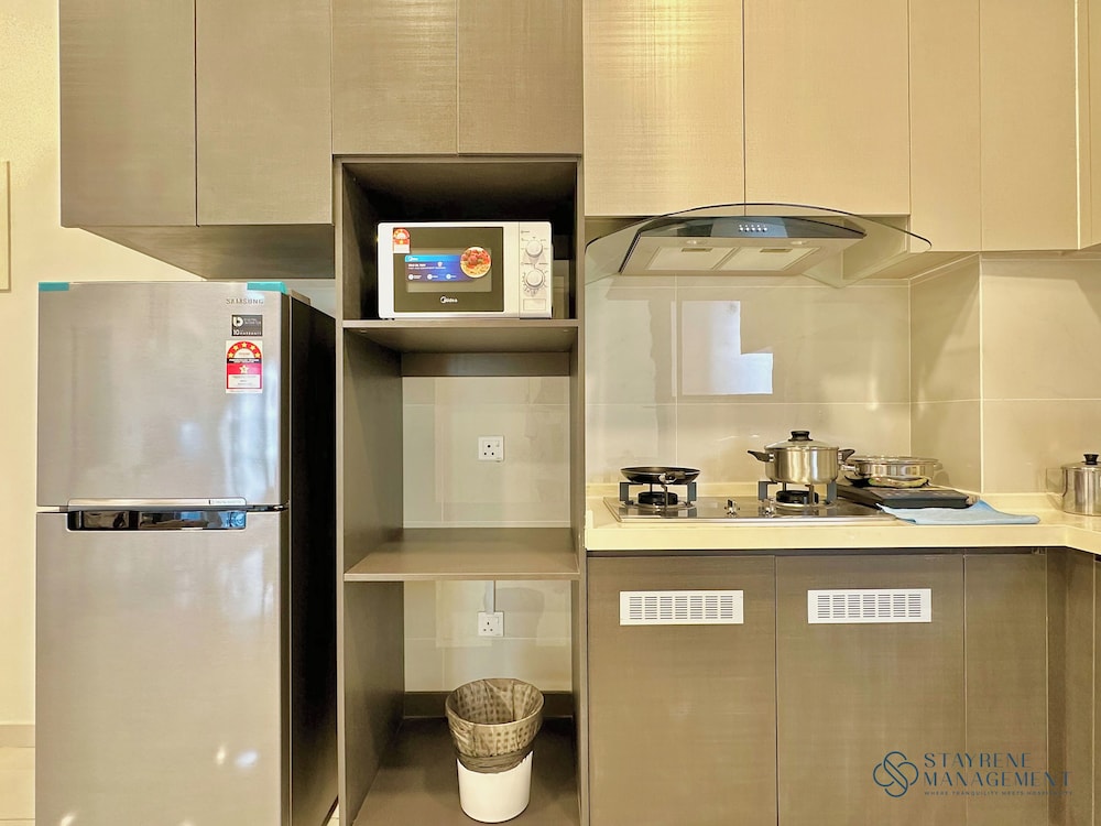 Country Garden Danga Bay Sea View Homestay by Stayrene