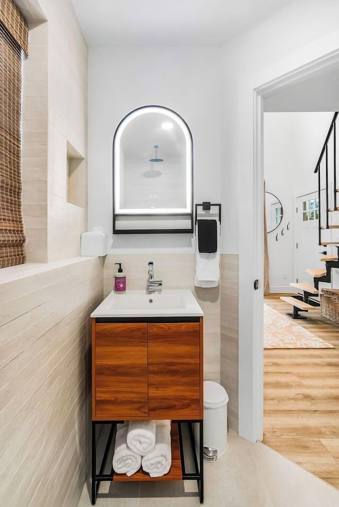 Covelet Hideaway