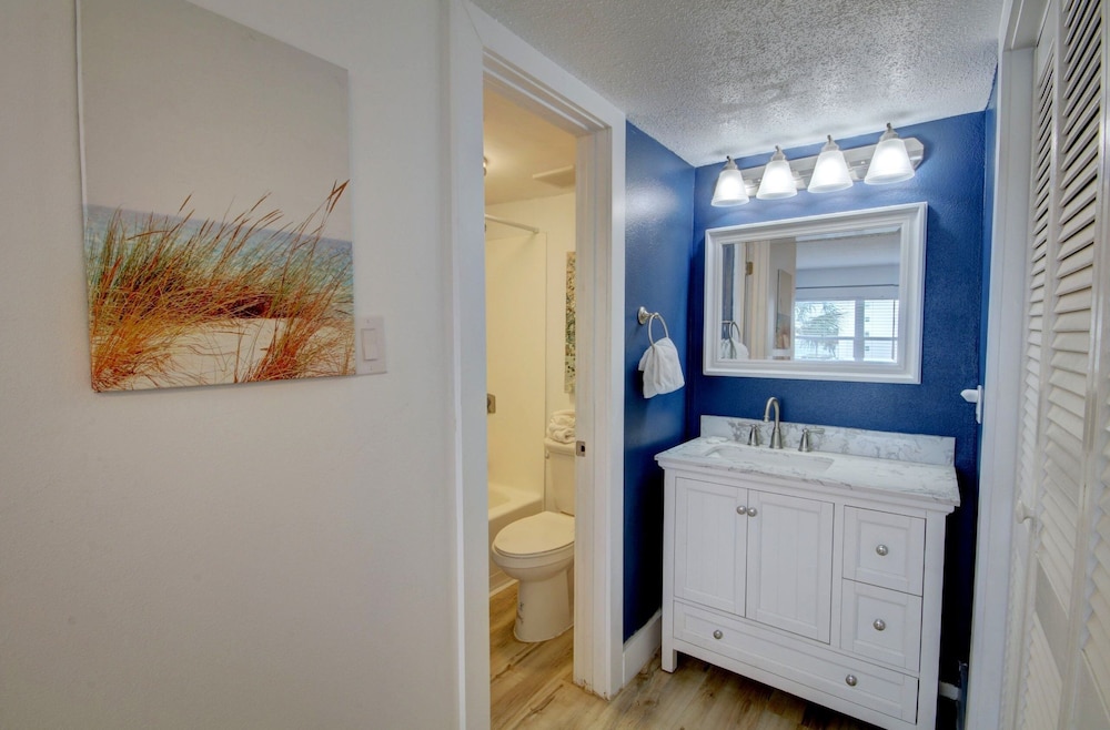 138 El Matador 2 Bedroom Condo