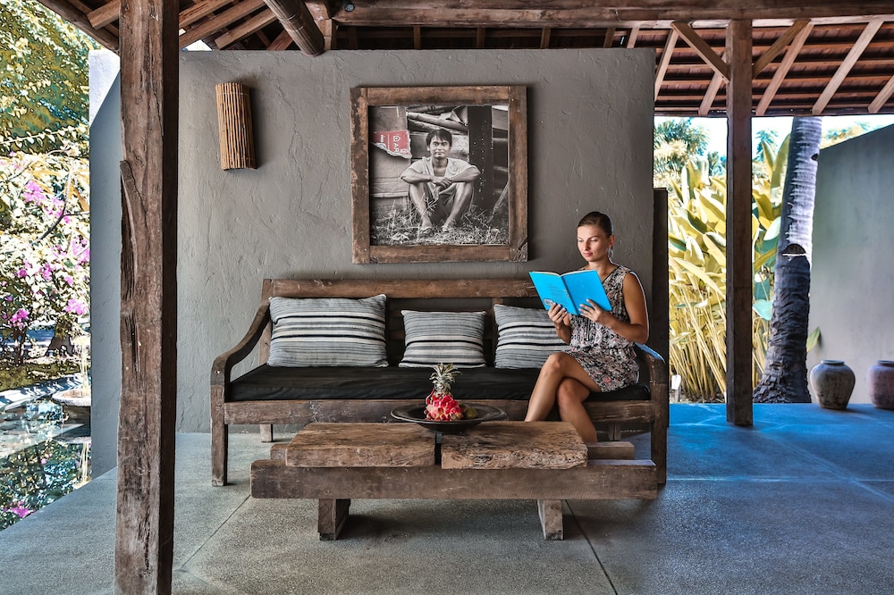Slow Private Pool Villas