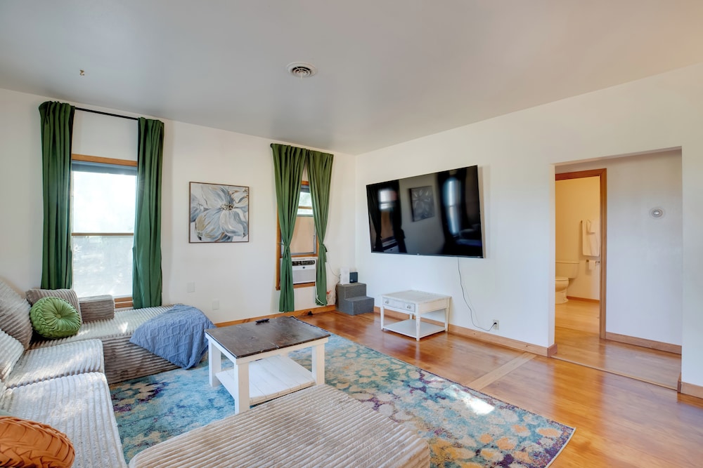 Rural Home Near Event Venue! 26 Mi to Black Canyon