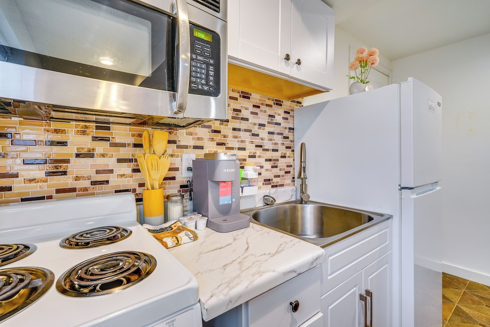 Walk to Valley Park: Pet-friendly SLC Apartment