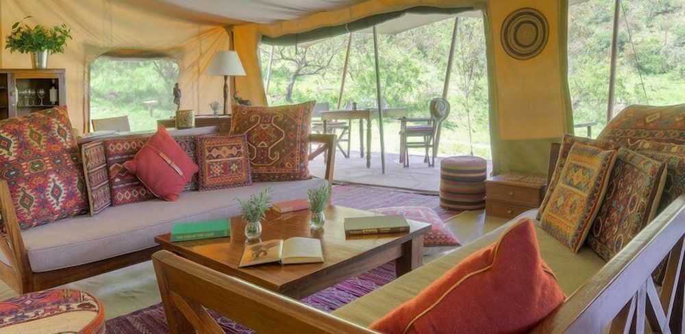 Entumoto Safari Camp