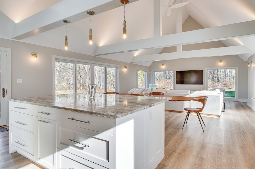 Custom-built Home Near Piscataqua River!