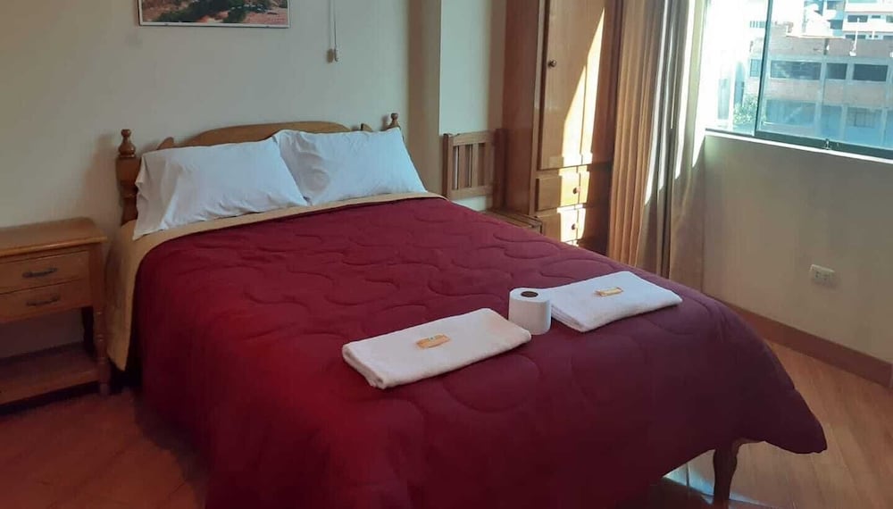 Lhotse Hostel B&B Huaraz view 2