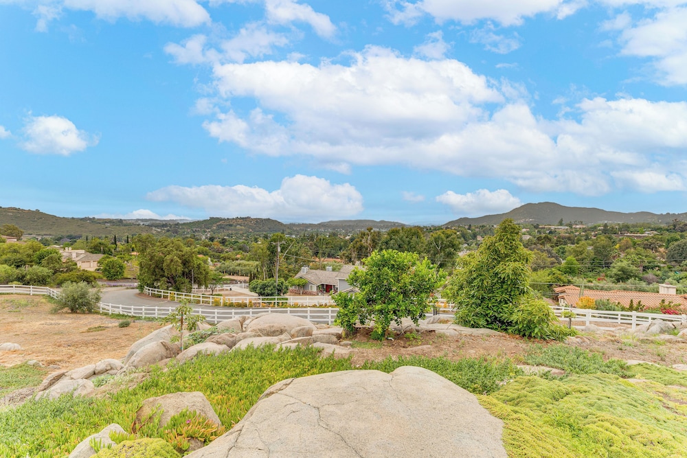 2 Mi to Lake Poway: Mtn-view Escape w/ Patio!